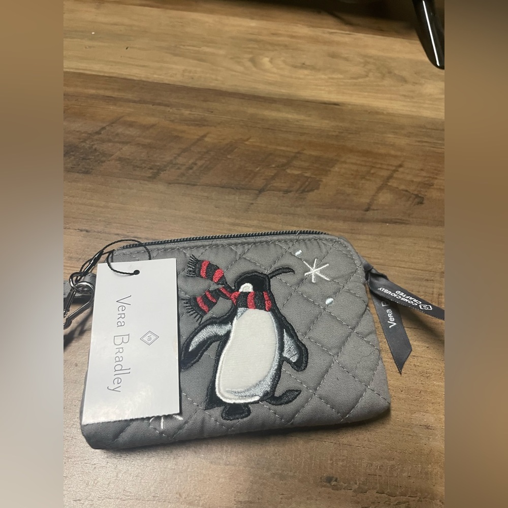 NWT Vera Bradley penguin clip & zip mini pouch